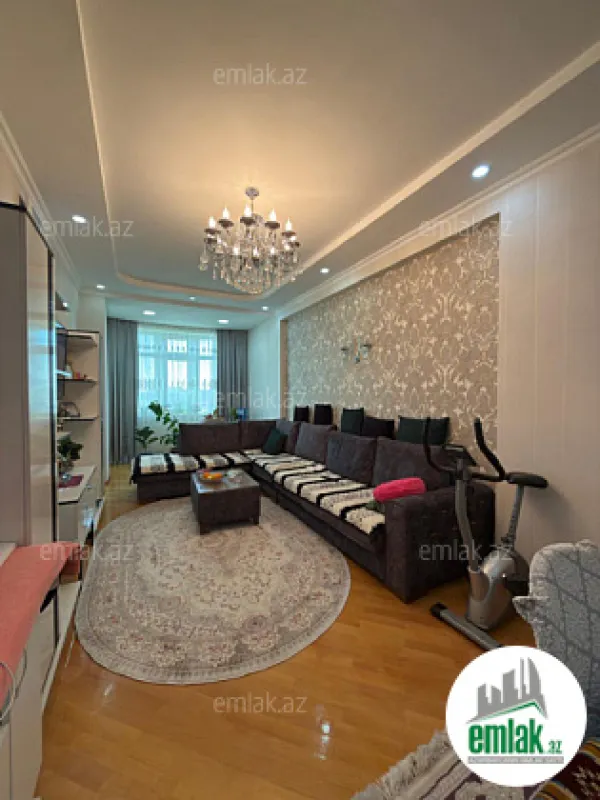 Satılır 3 otaqlı yeni tikili 100 m²