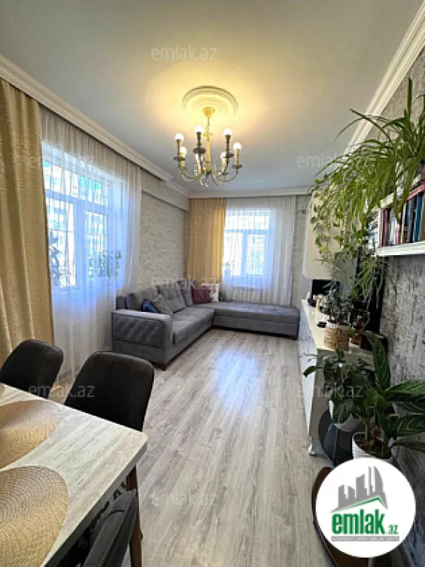 Satılır 2 otaqlı yeni tikili 60 m²