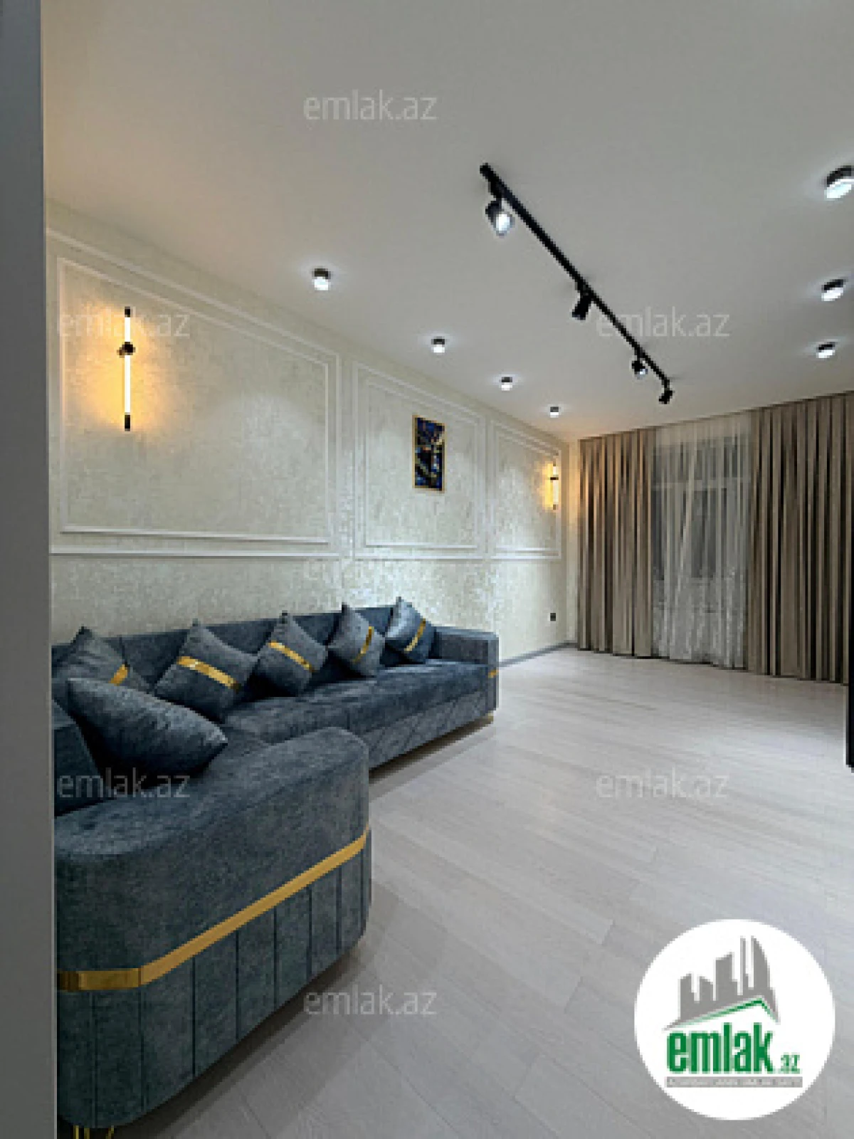 Satılır 2 otaqlı yeni tikili 80 m²