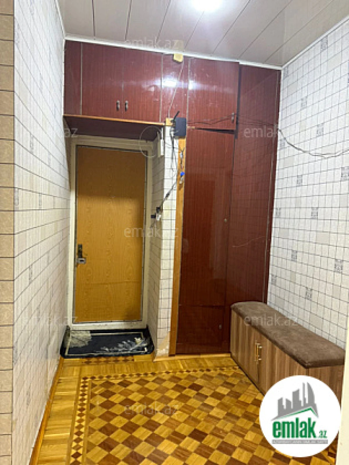Satılır 3 otaqlı köhnə tikili 80 m²