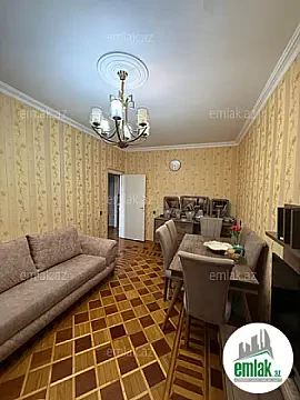 Satılır 3 otaqlı köhnə tikili 80 m²