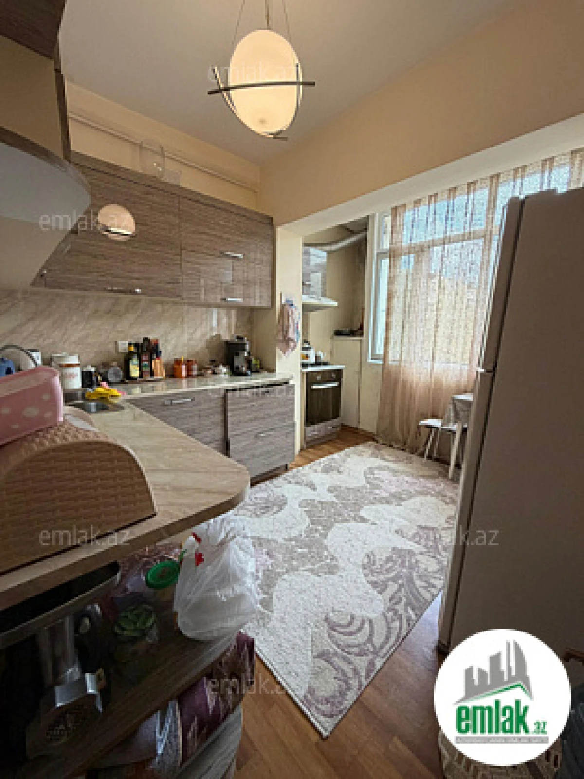 Satılır 3 otaqlı köhnə tikili 90 m²