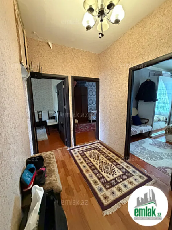 Satılır 3 otaqlı köhnə tikili 90 m²