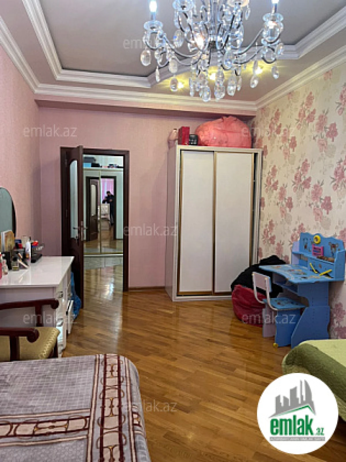 Satılır 4 otaqlı yeni tikili 153 m²