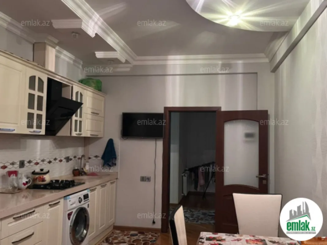 Satılır 4 otaqlı yeni tikili 153 m²