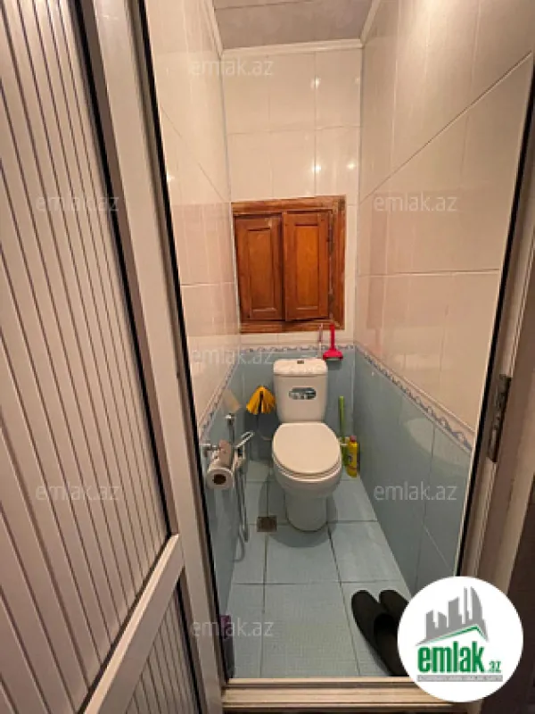 Satılır 5 otaqlı köhnə tikili 120 m²