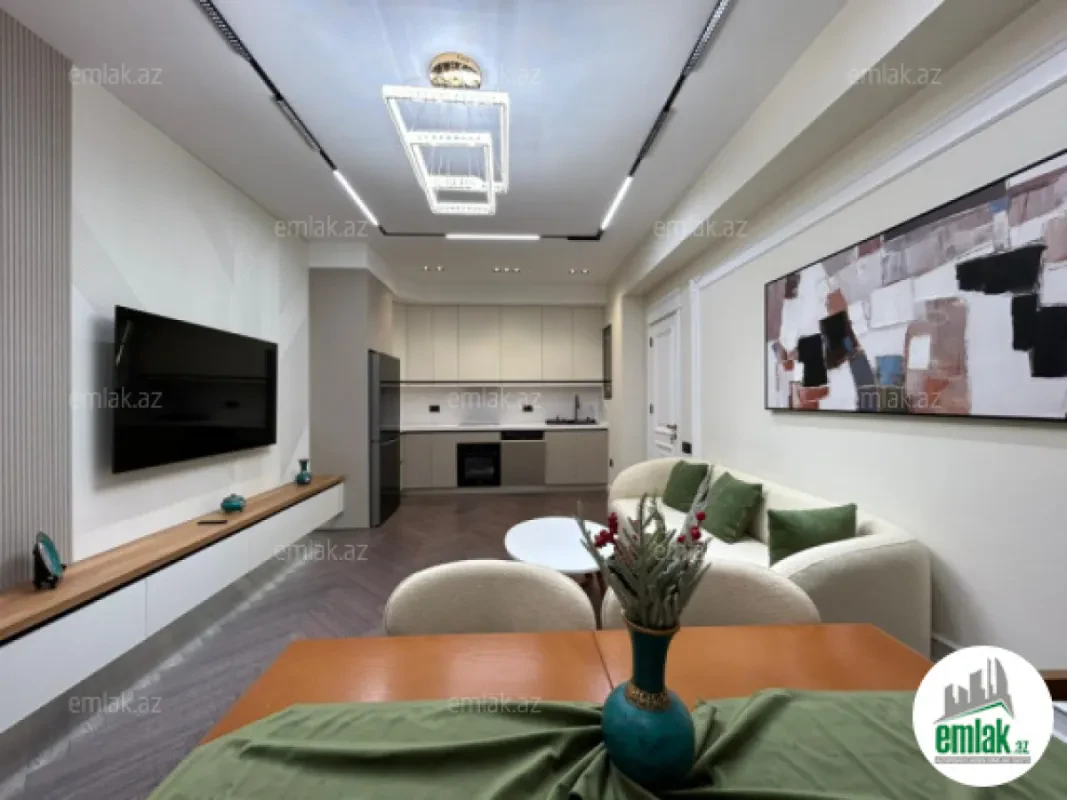Satılır 3 otaqlı yeni tikili 95 m²