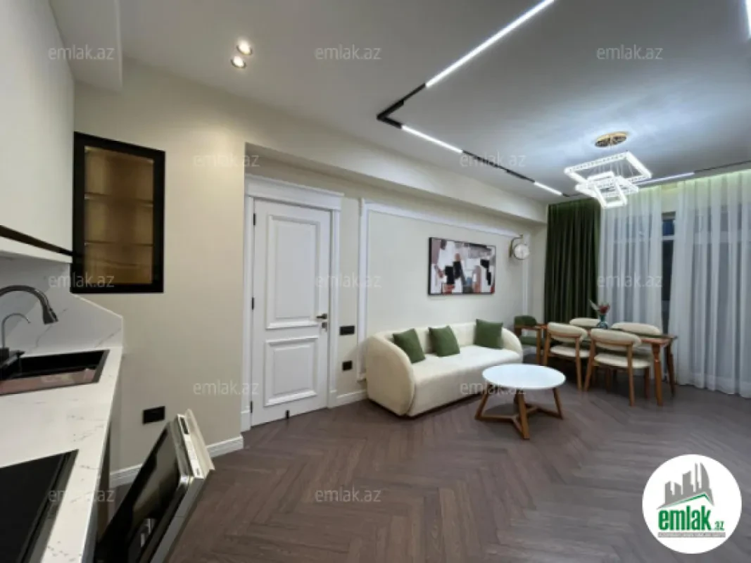 Satılır 3 otaqlı yeni tikili 95 m²