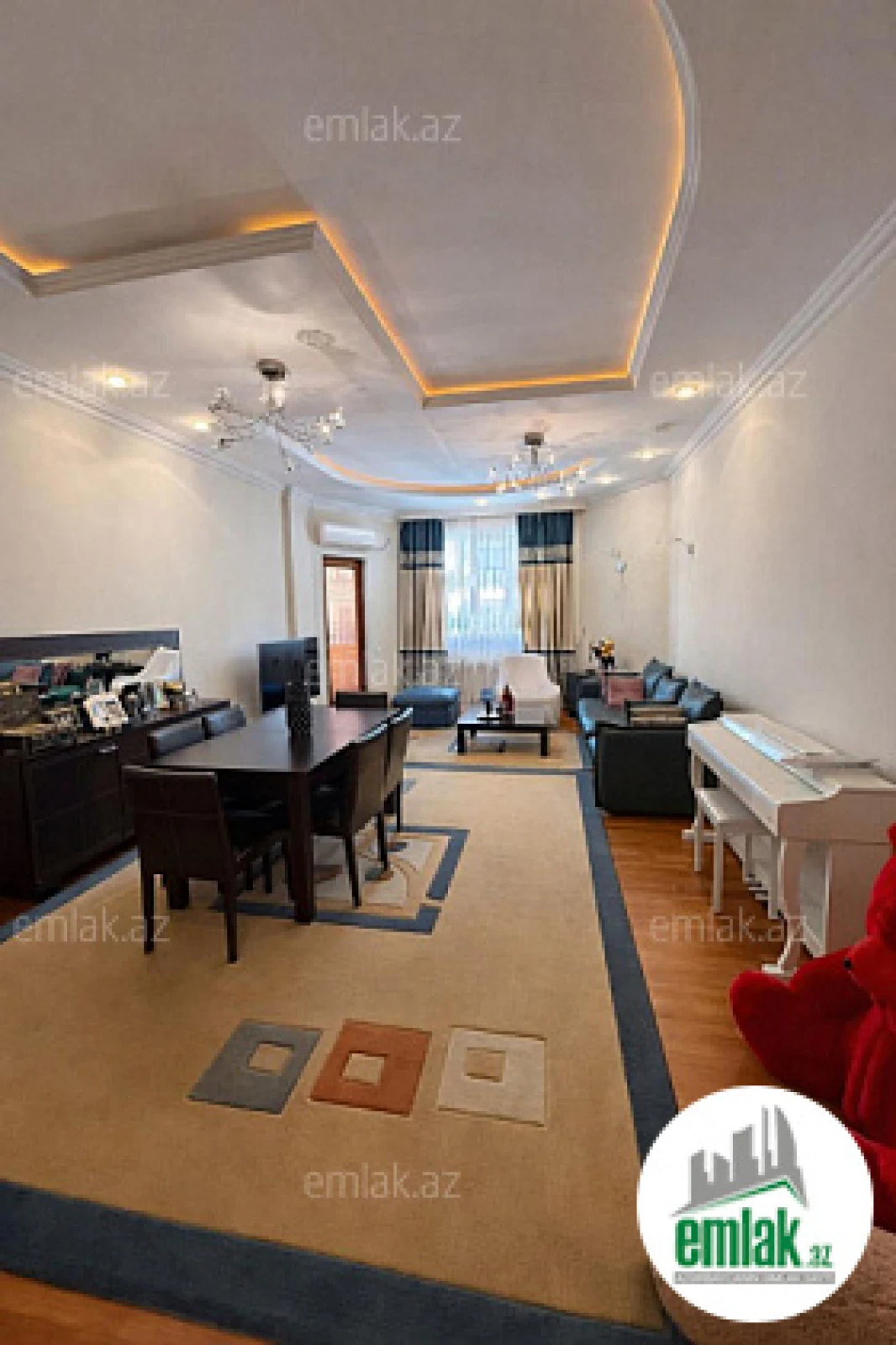Satılır 3 otaqlı yeni tikili 150 m²