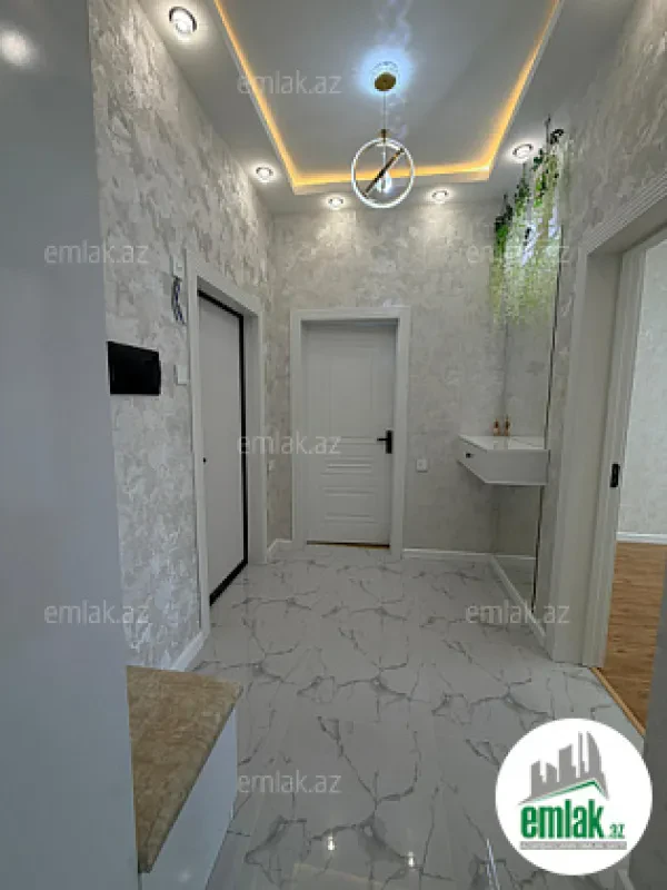 Satılır 3 otaqlı yeni tikili 70 m²