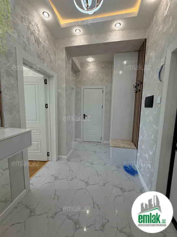 Satılır 3 otaqlı yeni tikili 70 m²