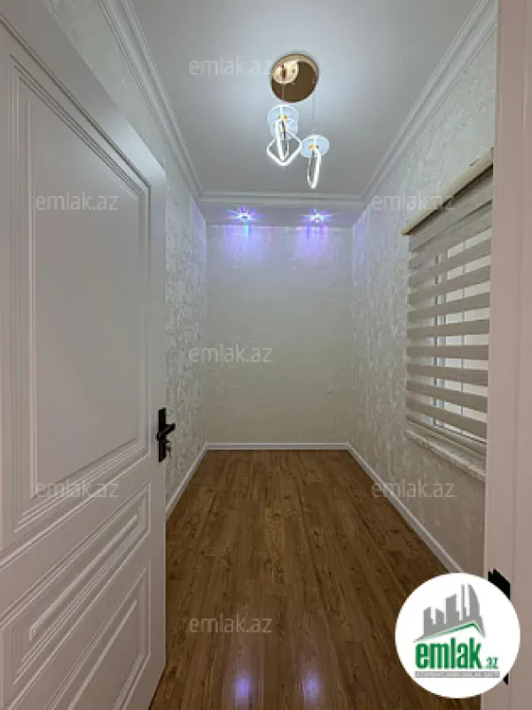 Satılır 3 otaqlı yeni tikili 70 m²