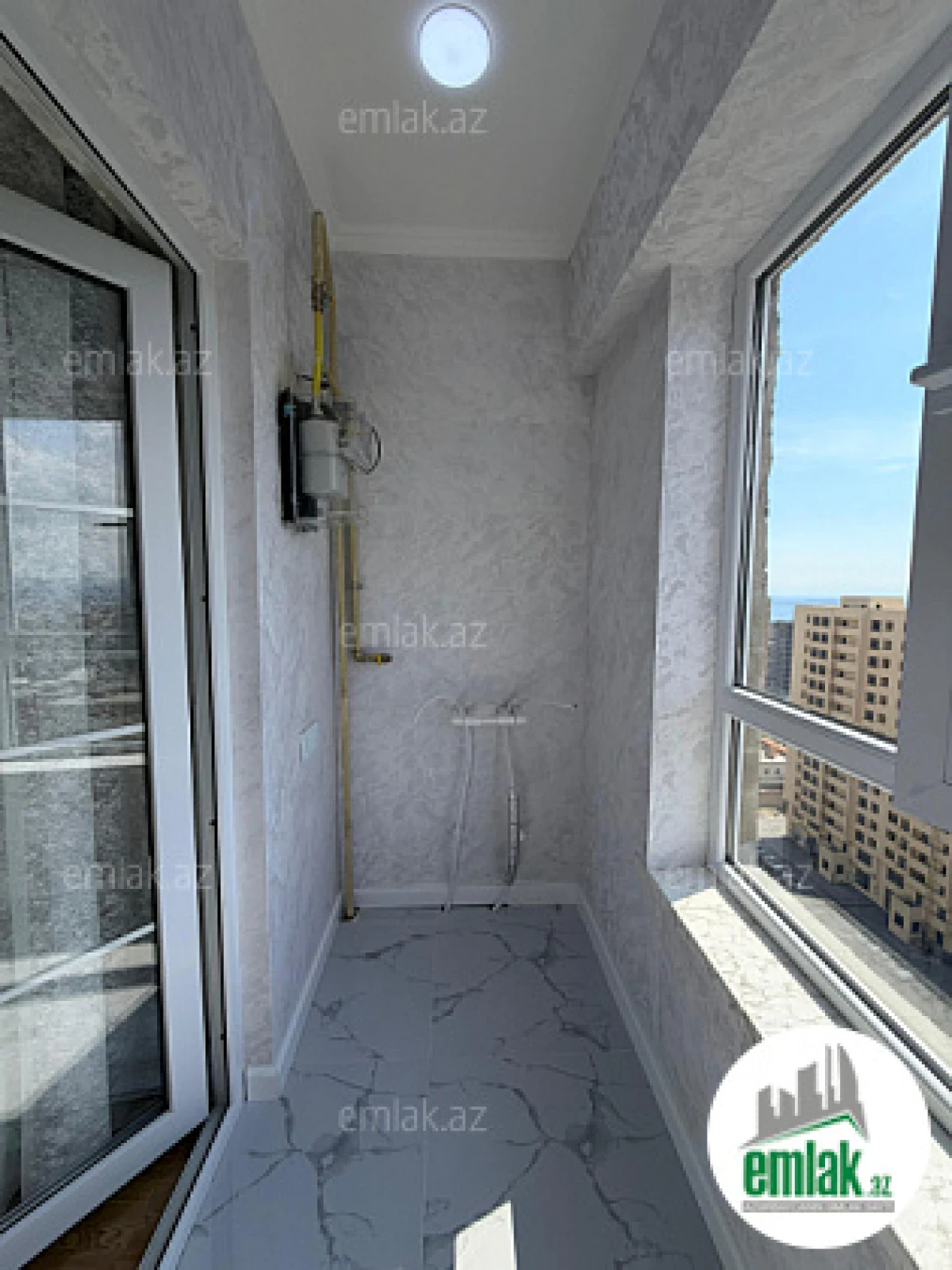 Satılır 3 otaqlı yeni tikili 70 m²