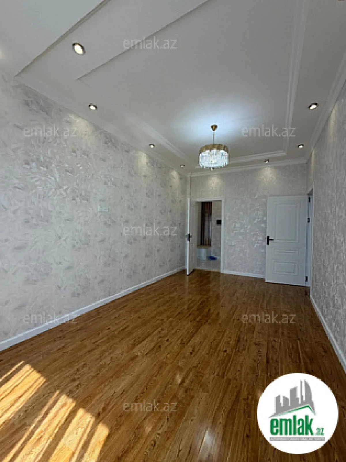 Satılır 3 otaqlı yeni tikili 70 m²