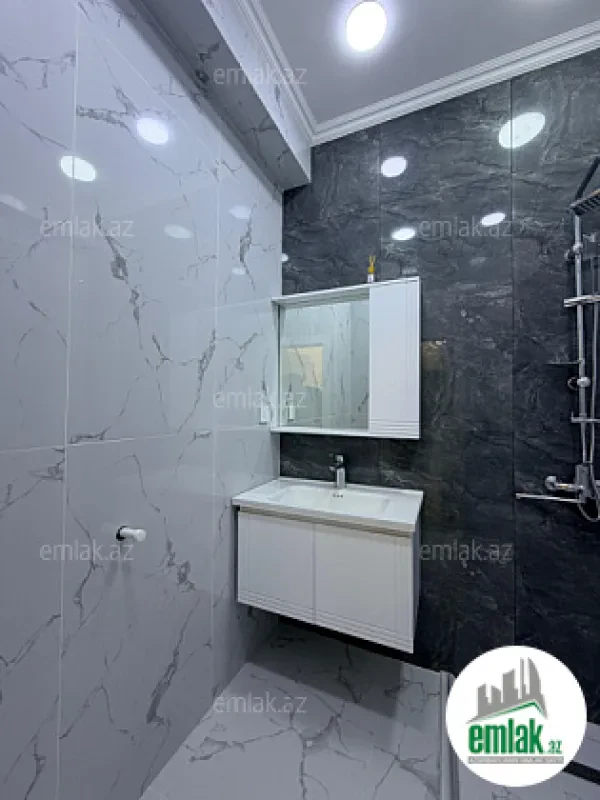 Satılır 3 otaqlı yeni tikili 70 m²
