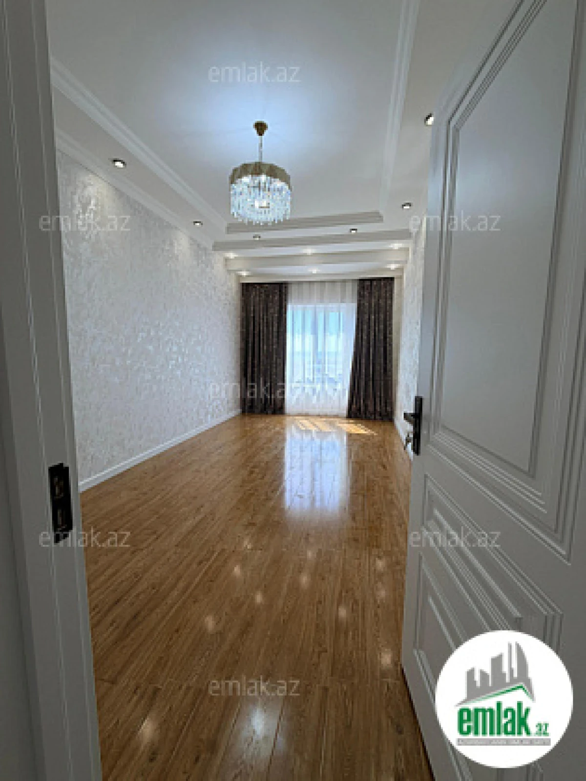Satılır 3 otaqlı yeni tikili 70 m²