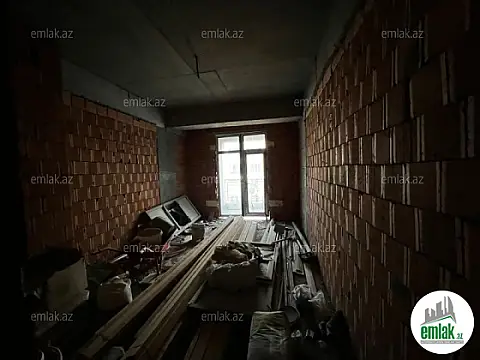 Satılır 5 otaqlı yeni tikili 240 m²