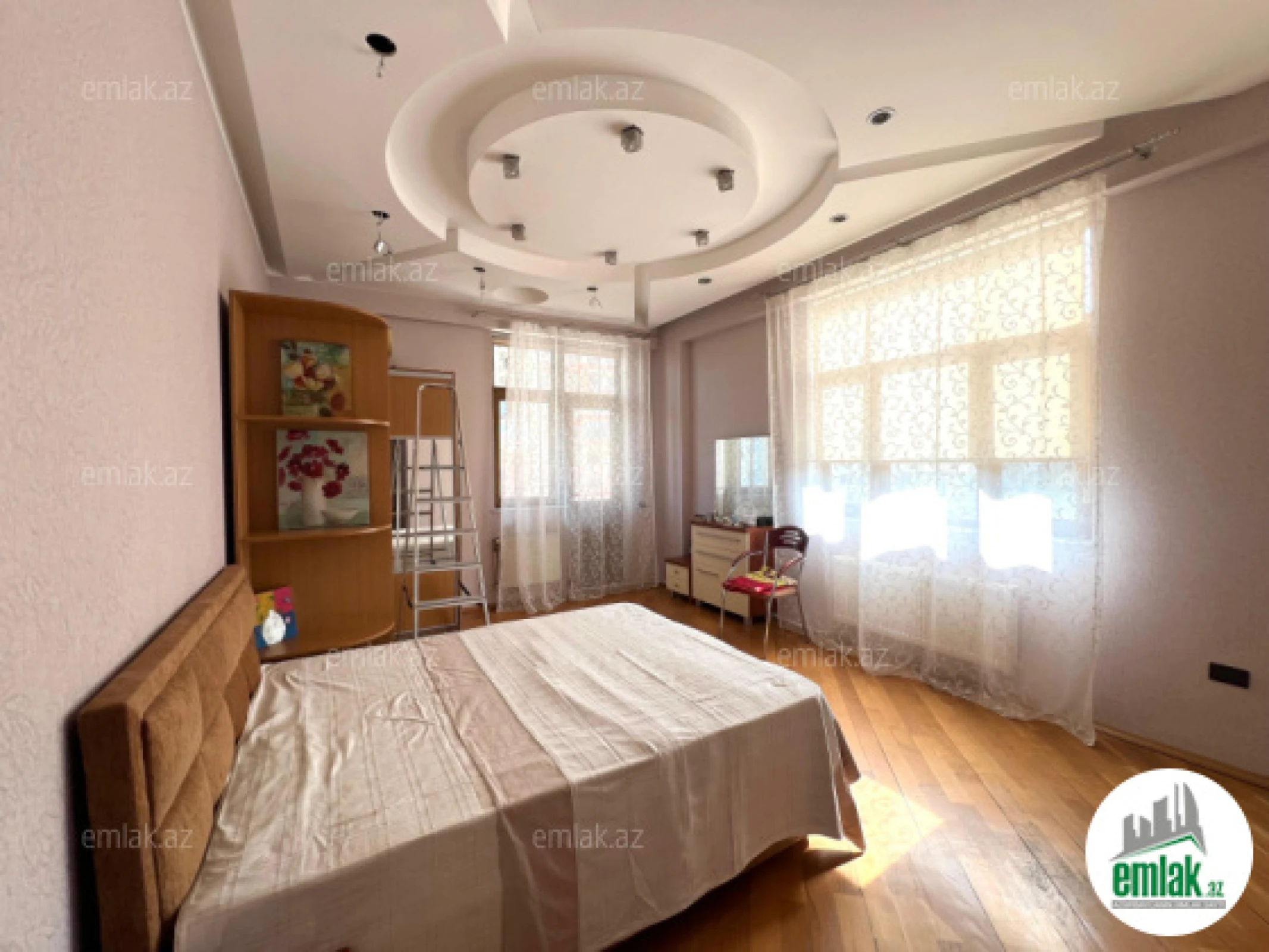 Satılır 3 otaqlı yeni tikili 171 m²