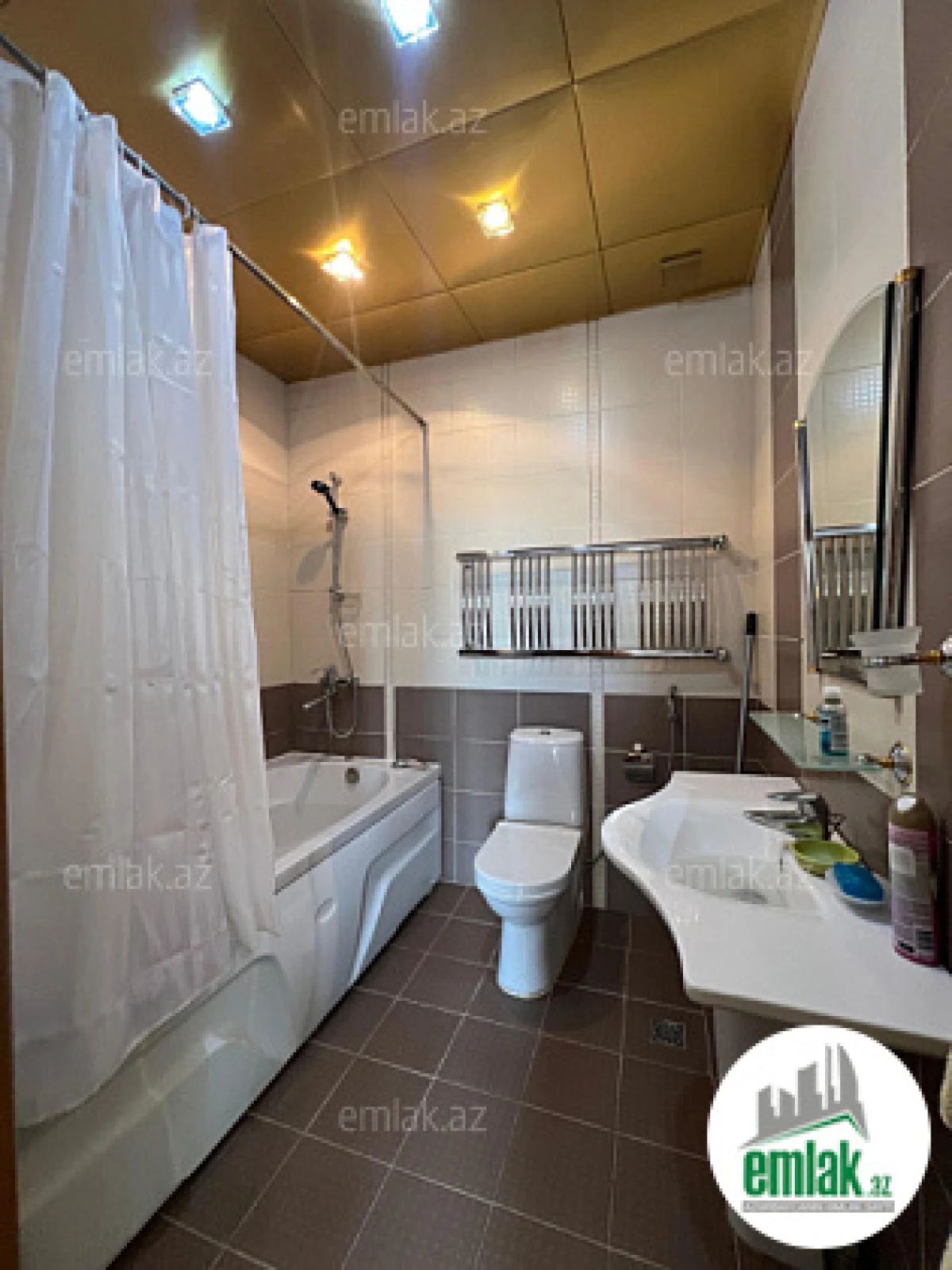 Satılır 3 otaqlı yeni tikili 171 m²