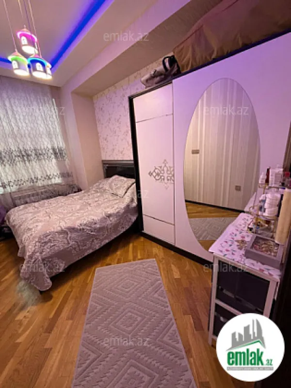 Satılır 3 otaqlı yeni tikili 97 m²