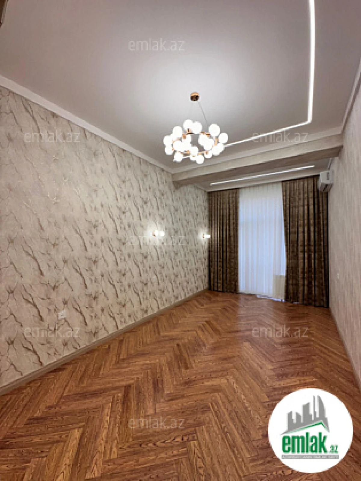 Satılır 4 otaqlı yeni tikili 195 m²