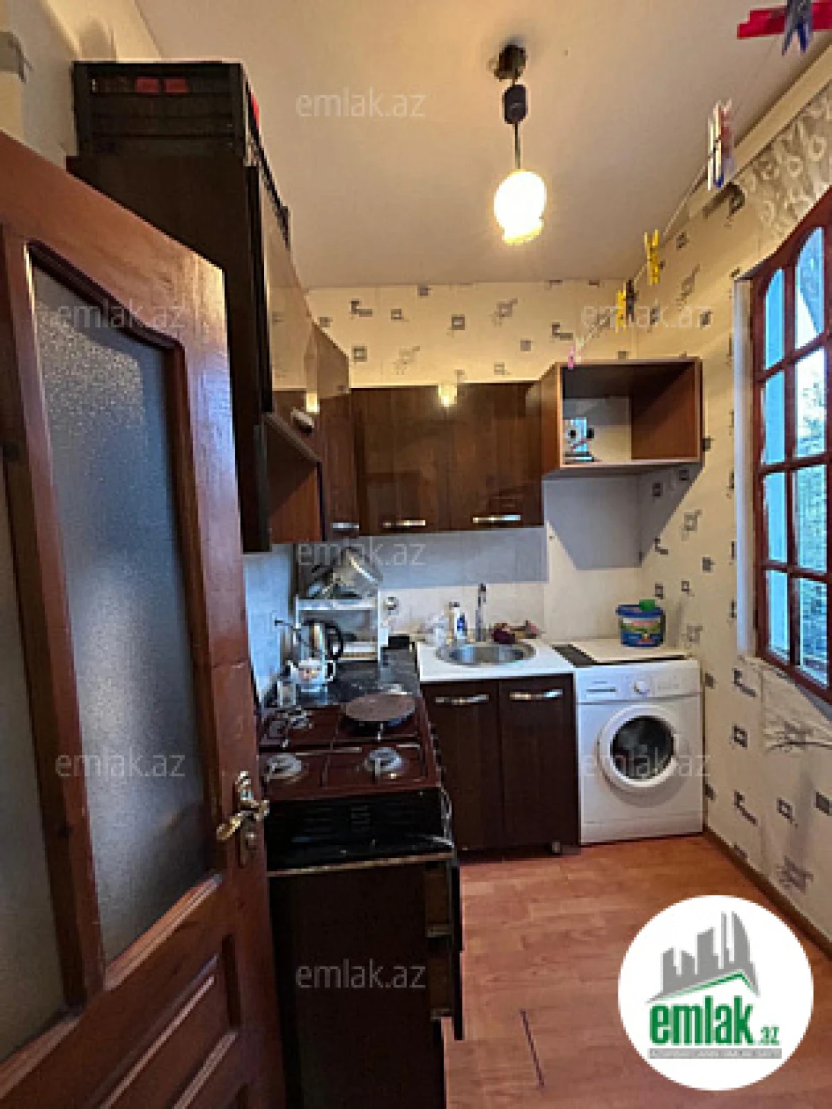 Satılır 2 otaqlı köhnə tikili 40 m²