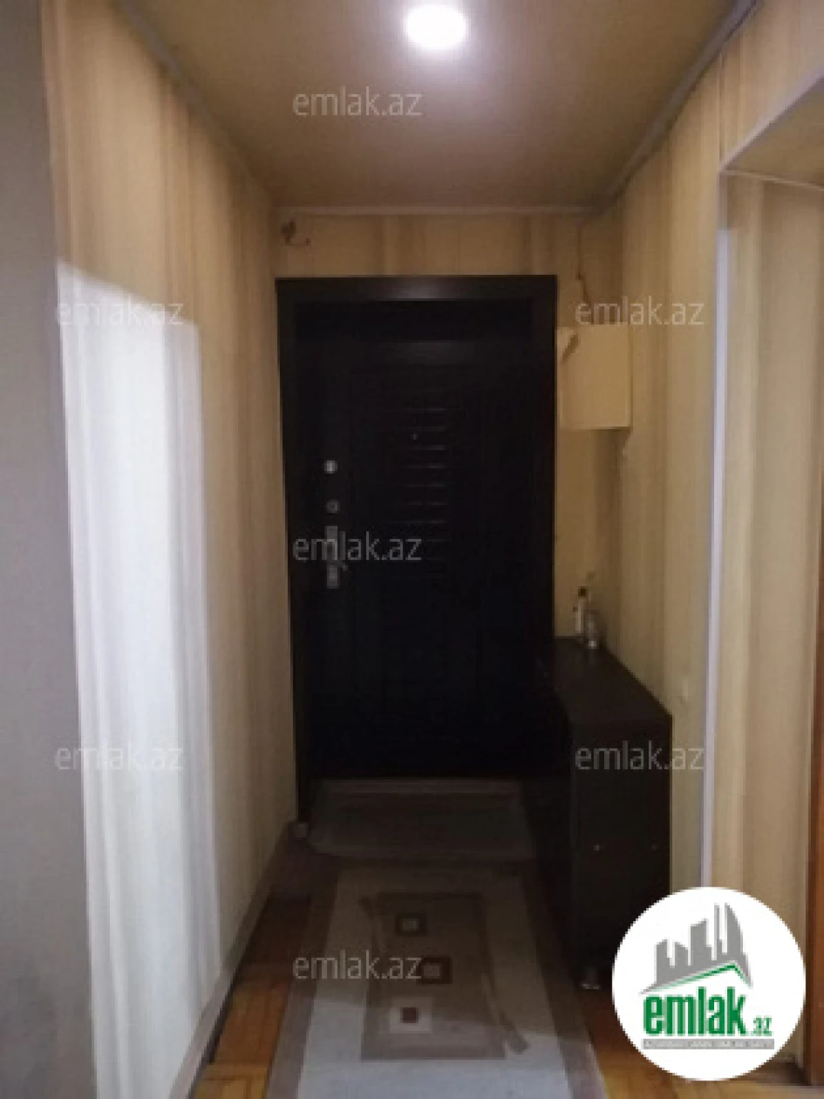 Satılır 3 otaqlı köhnə tikili 80 m²