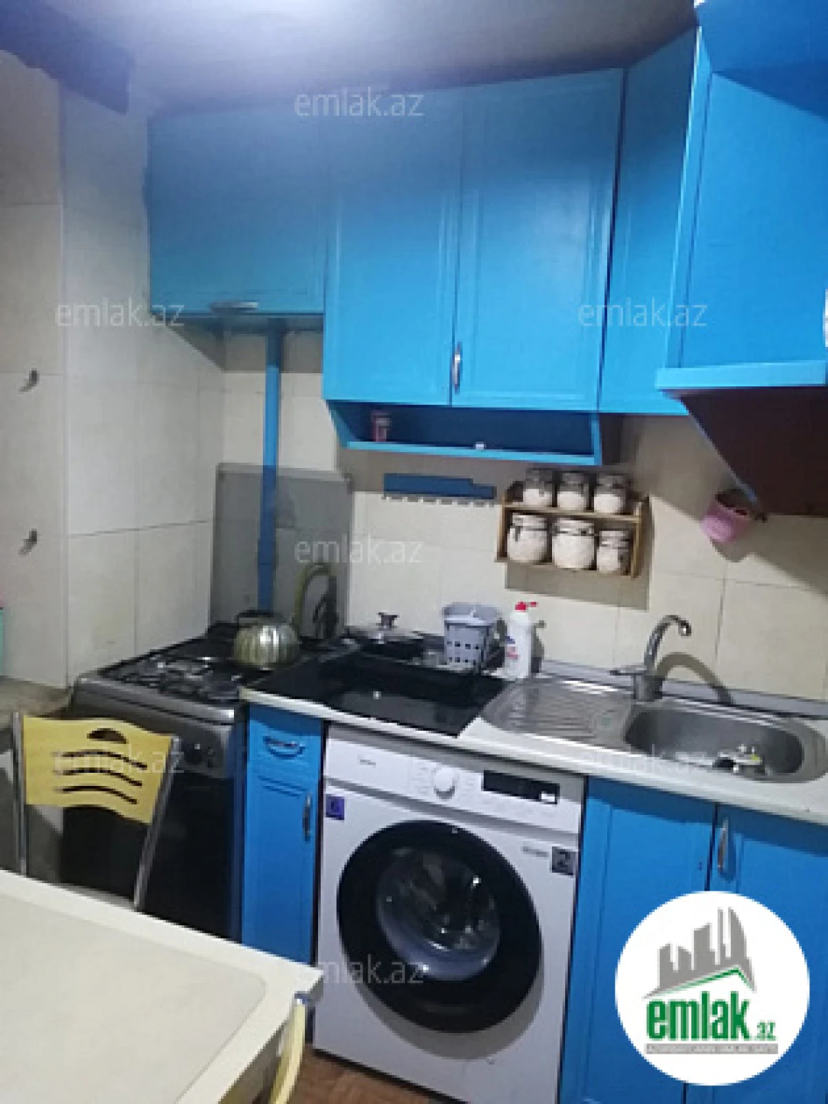 Satılır 3 otaqlı köhnə tikili 80 m²