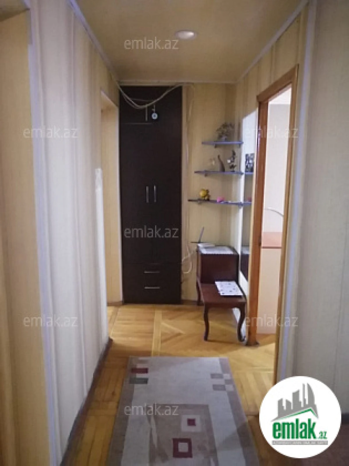 Satılır 3 otaqlı köhnə tikili 80 m²