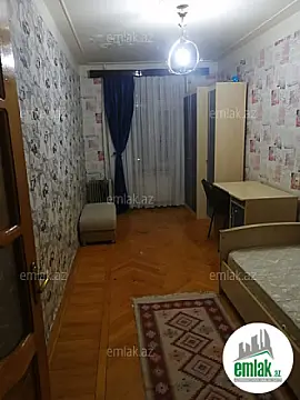 Satılır 3 otaqlı köhnə tikili 80 m²