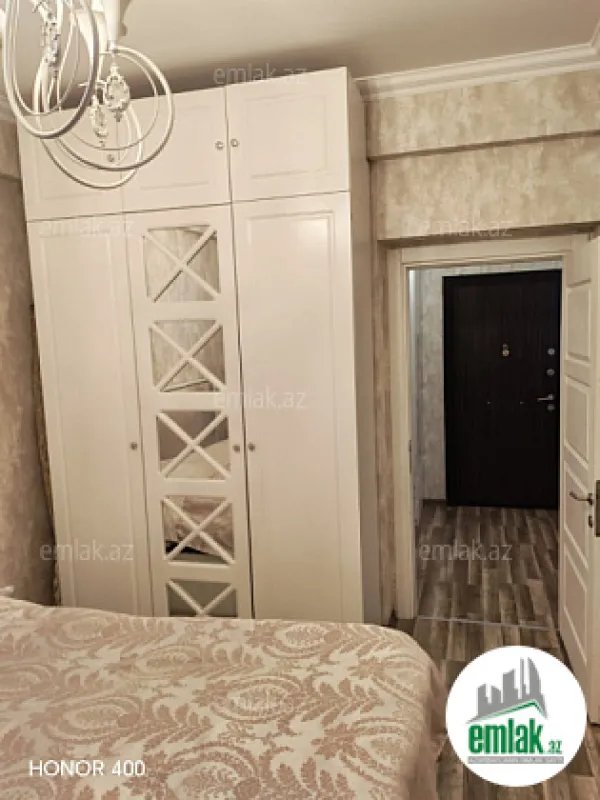 Satılır 2 otaqlı yeni tikili 80 m²
