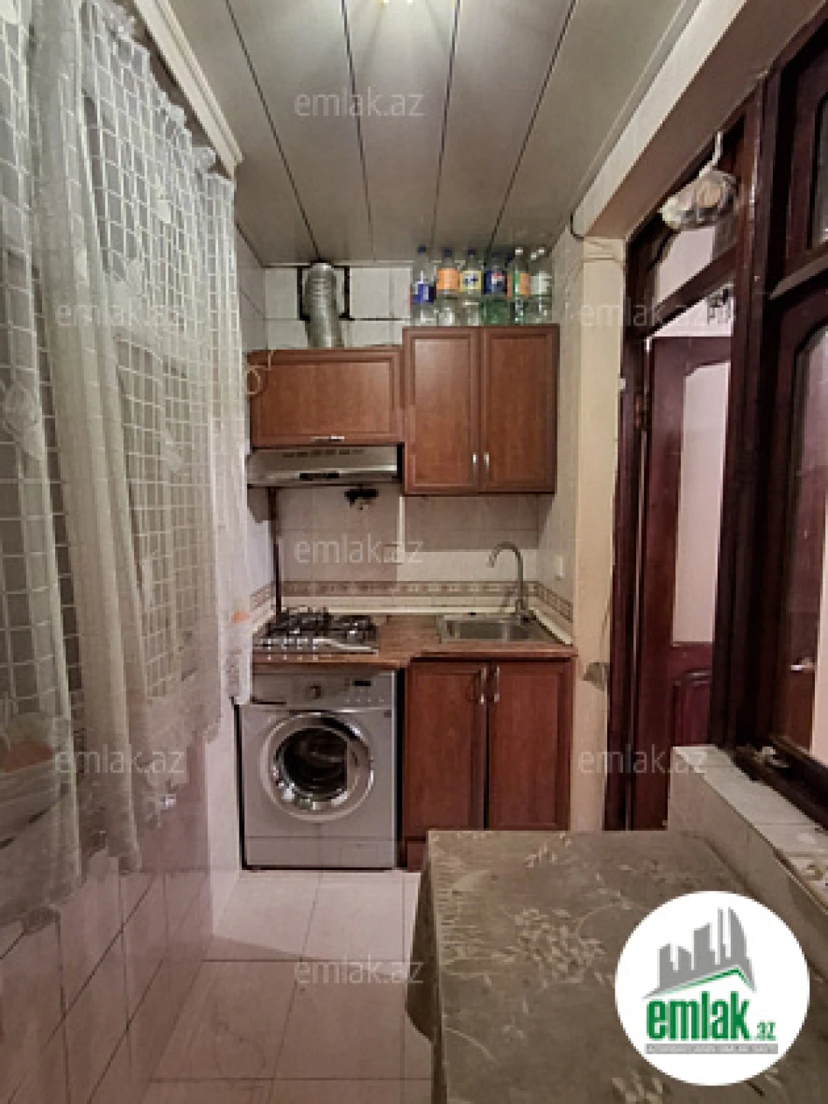 Satılır 3 otaqlı köhnə tikili 55 m²