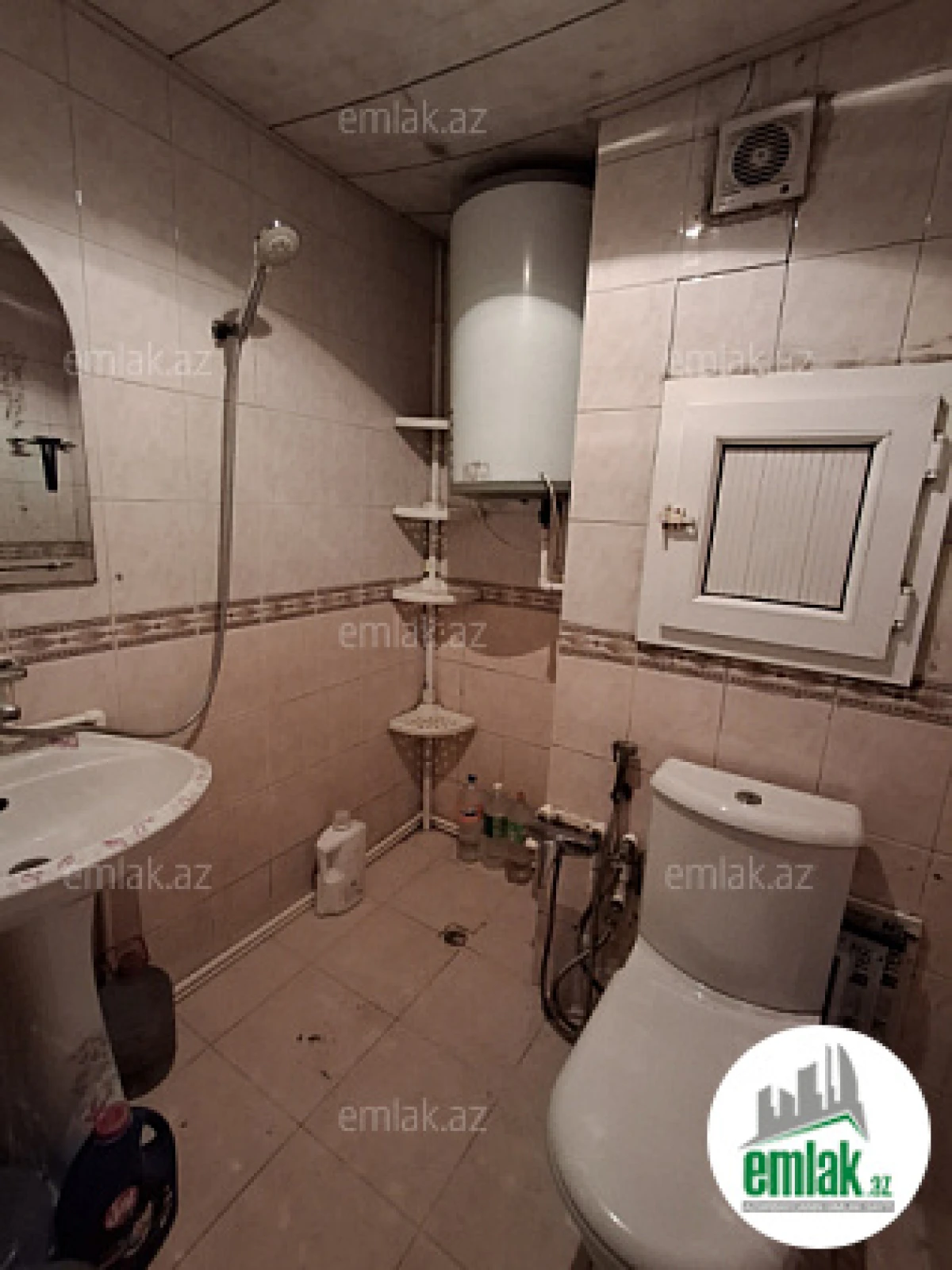 Satılır 3 otaqlı köhnə tikili 55 m²