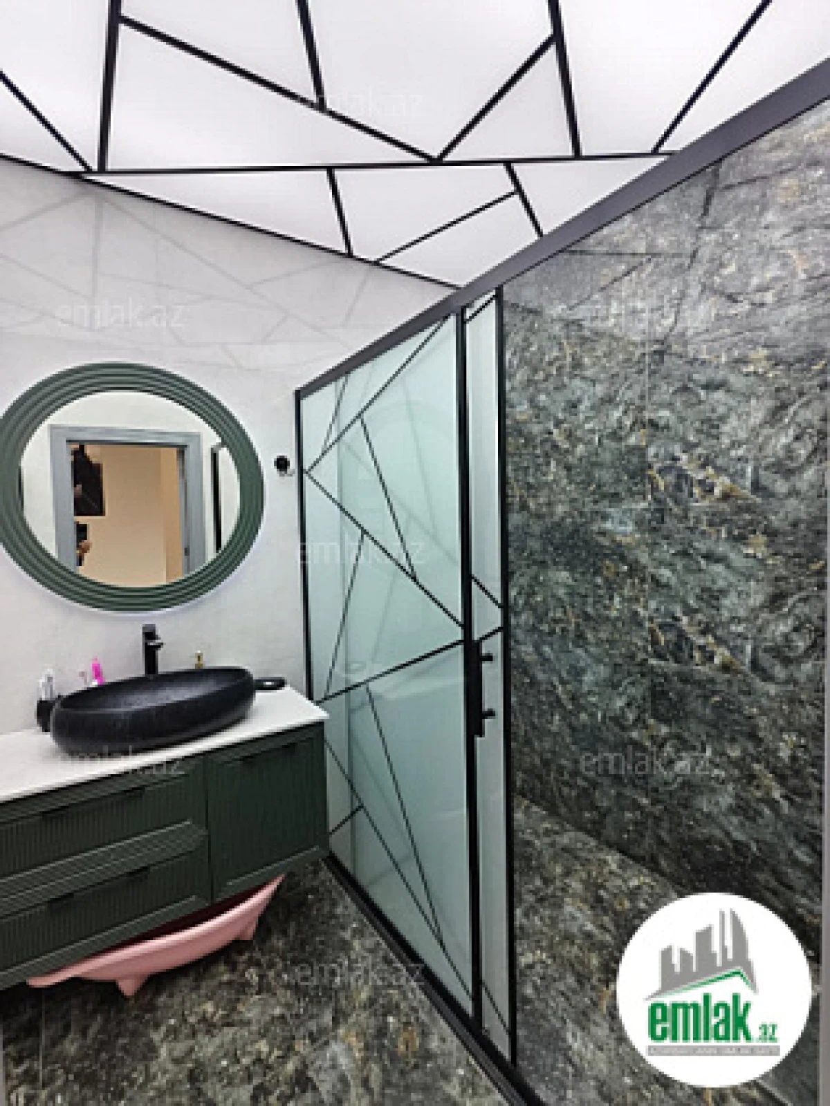 Satılır 3 otaqlı yeni tikili 160 m²