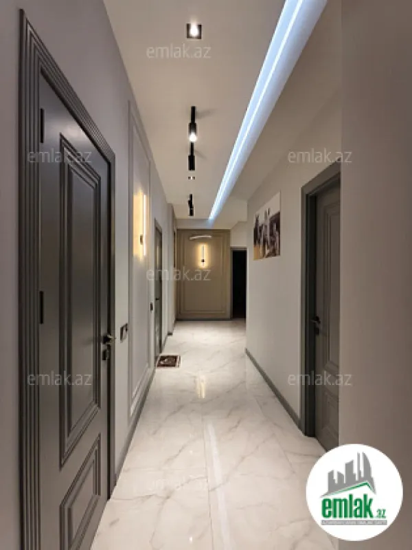 Satılır 3 otaqlı yeni tikili 160 m²