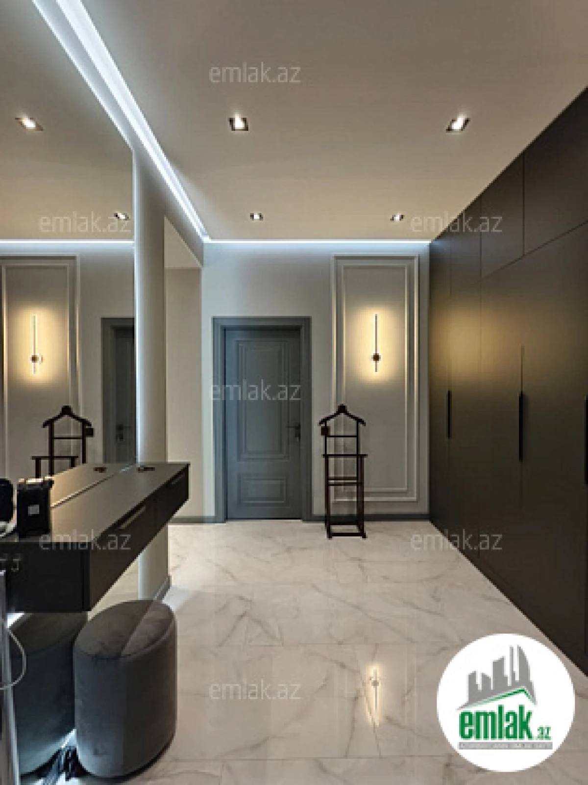 Satılır 3 otaqlı yeni tikili 160 m²