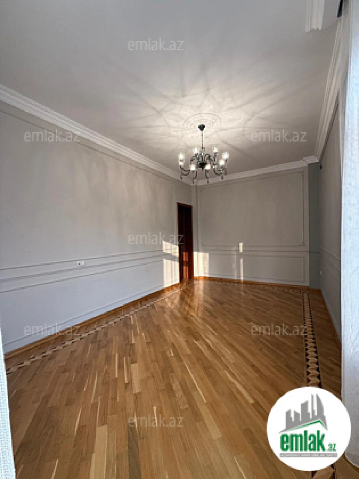 Satılır 3 otaqlı yeni tikili 175 m²