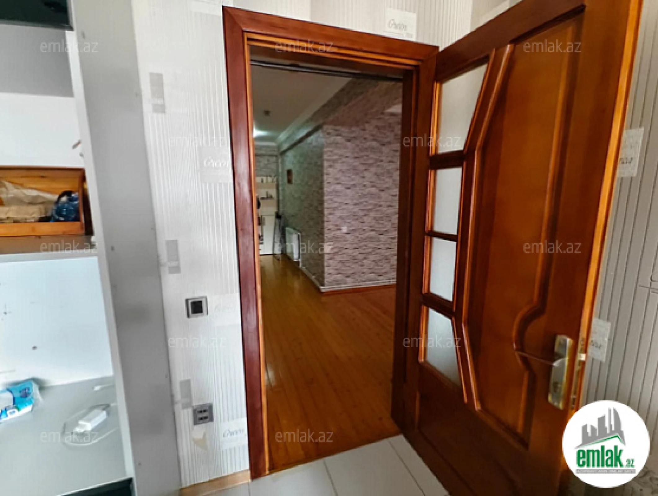 Satılır 3 otaqlı yeni tikili 90 m²