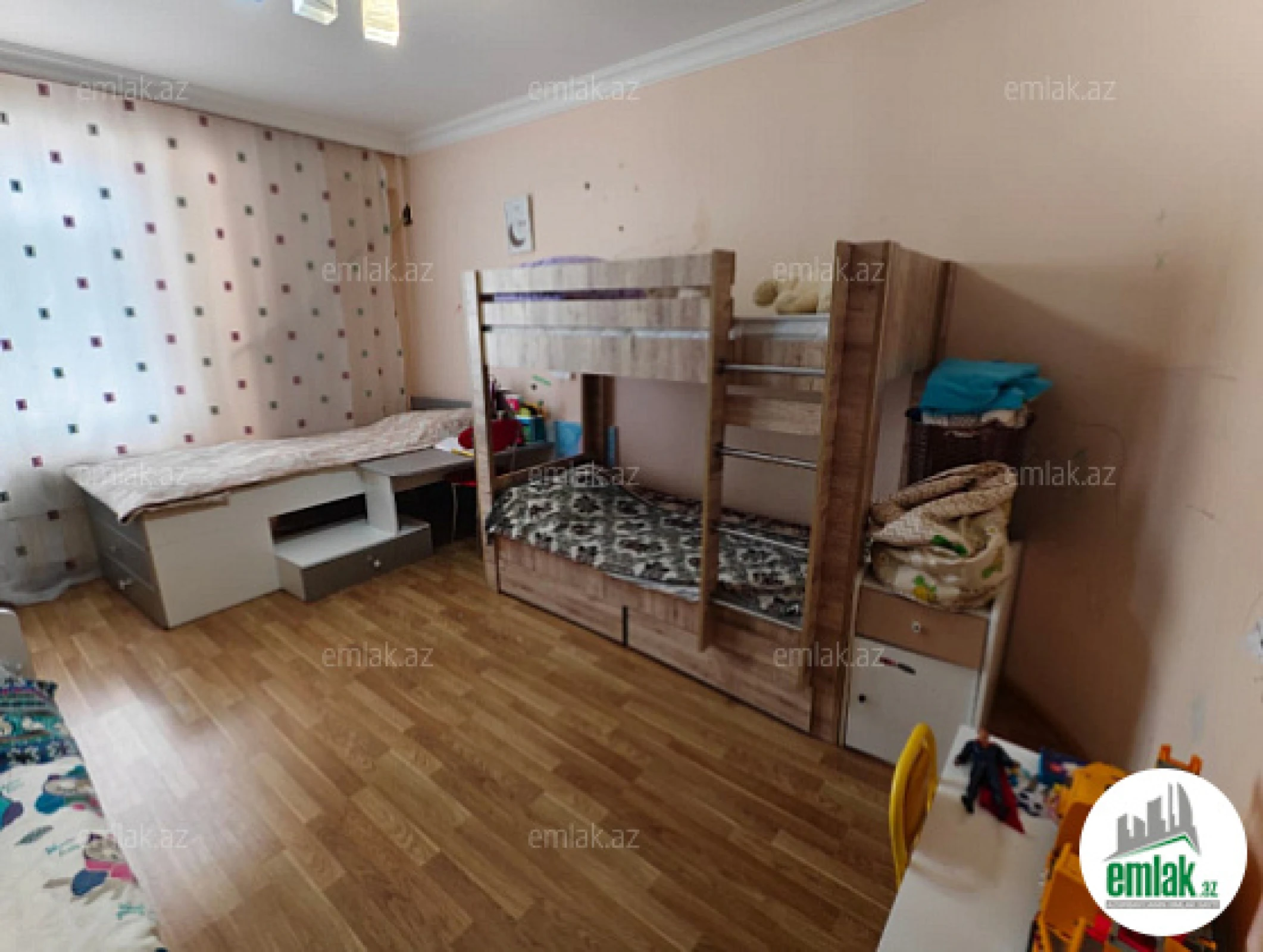 Satılır 3 otaqlı yeni tikili 90 m²