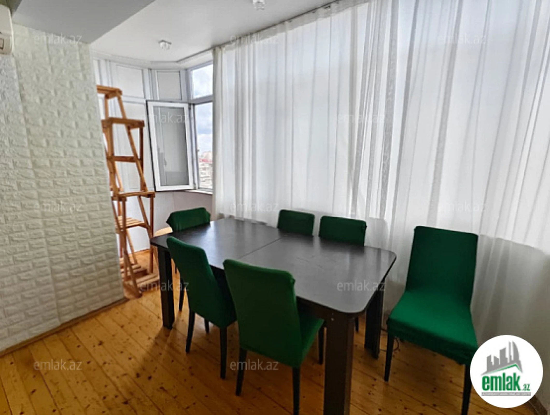 Satılır 3 otaqlı yeni tikili 90 m²