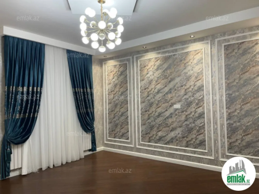 Satılır 7 otaqlı həyət evi 430 m²