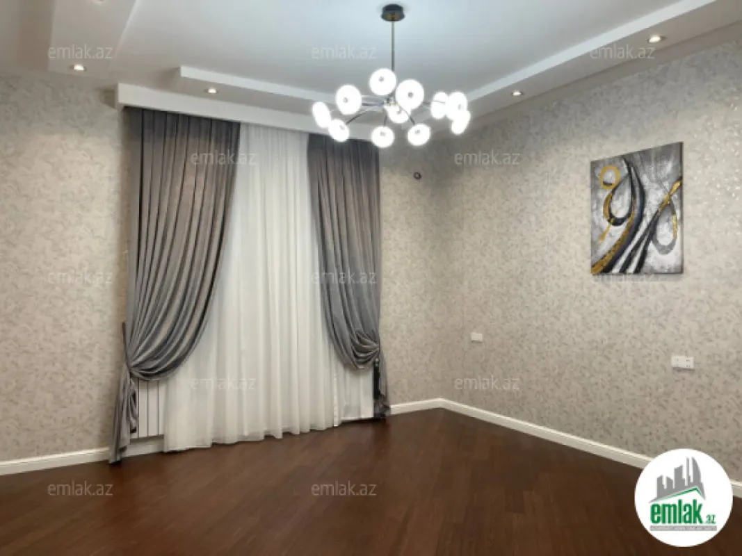 Satılır 7 otaqlı həyət evi 430 m²