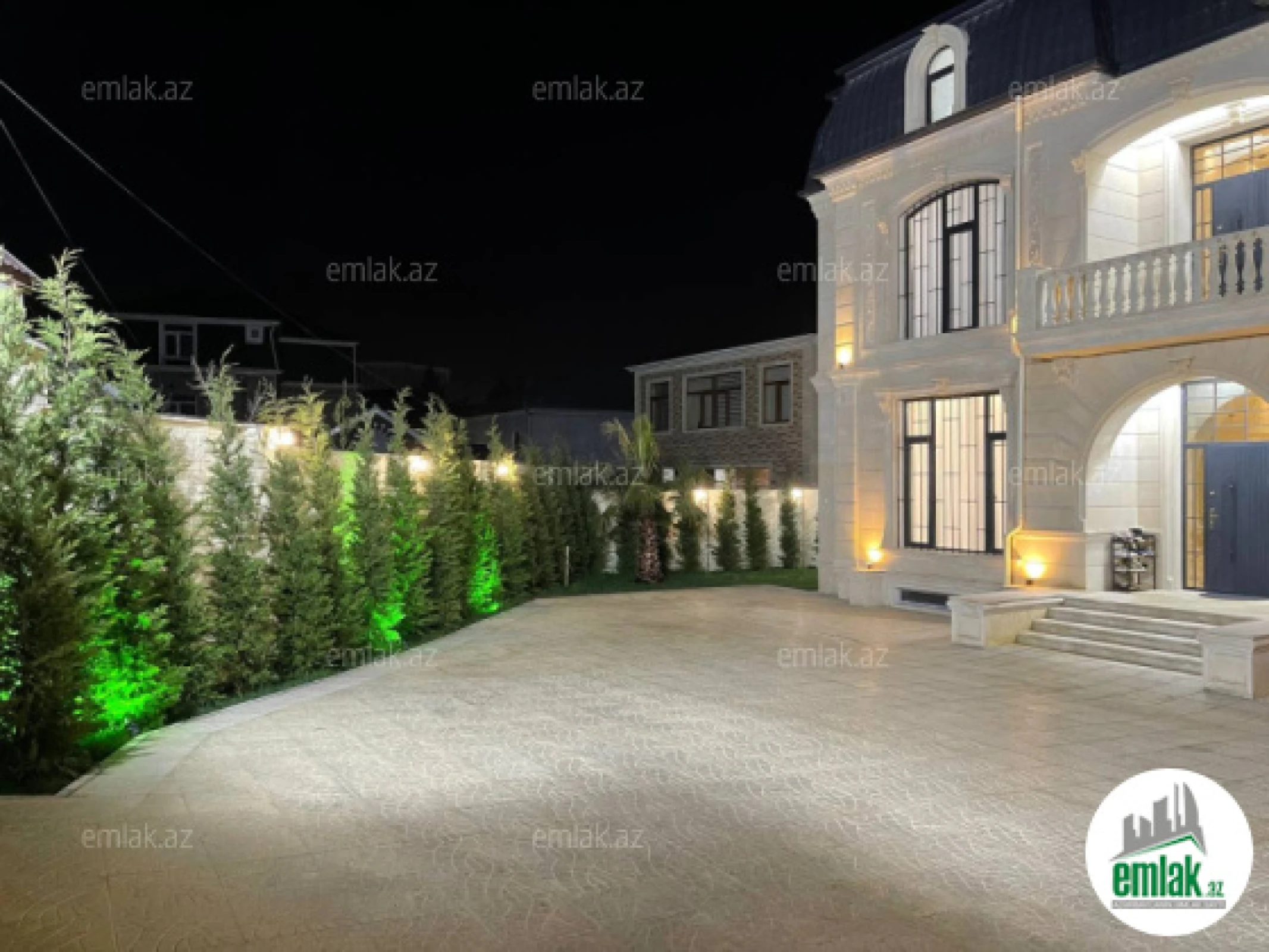 Satılır 7 otaqlı həyət evi 430 m²