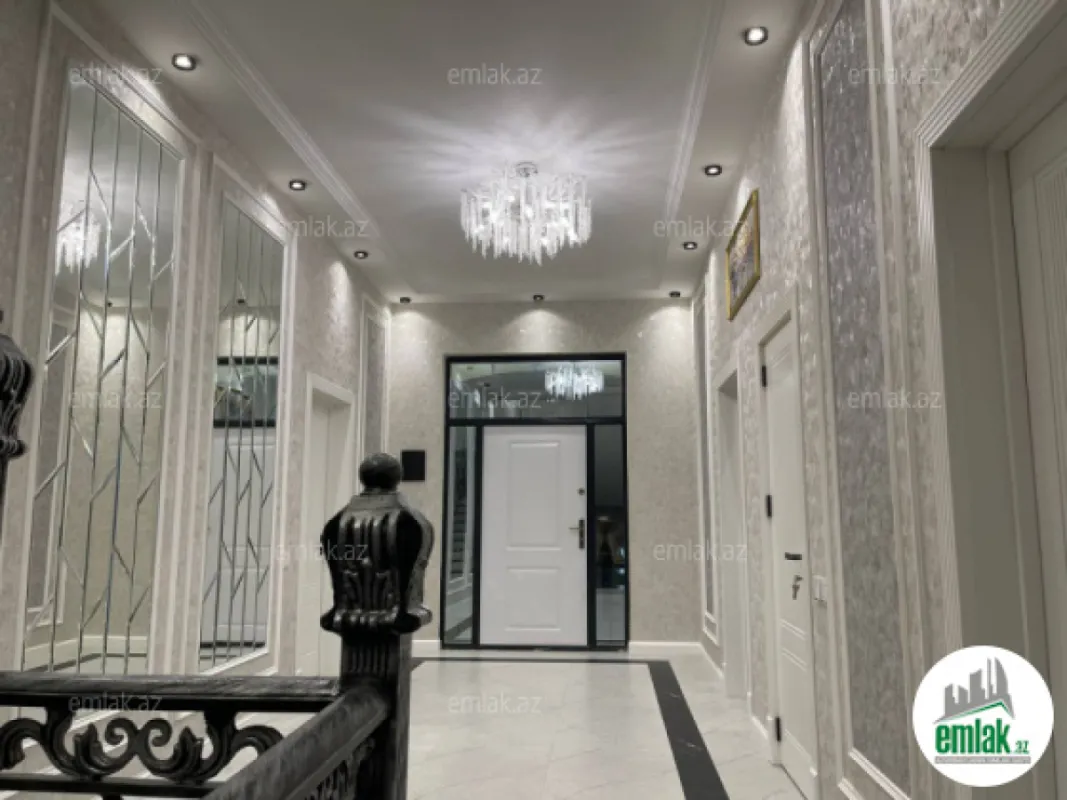 Satılır 7 otaqlı həyət evi 430 m²