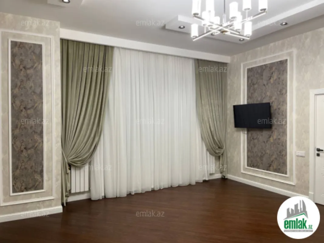 Satılır 7 otaqlı həyət evi 430 m²