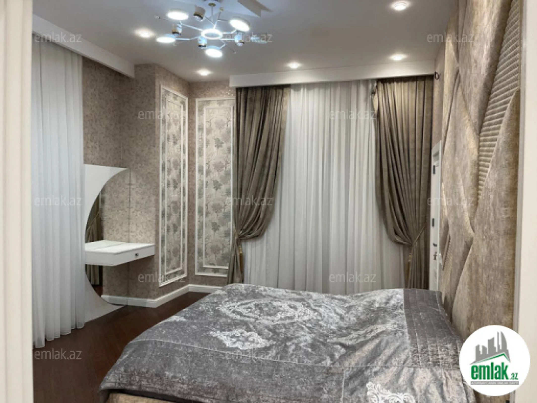 Satılır 7 otaqlı həyət evi 430 m²