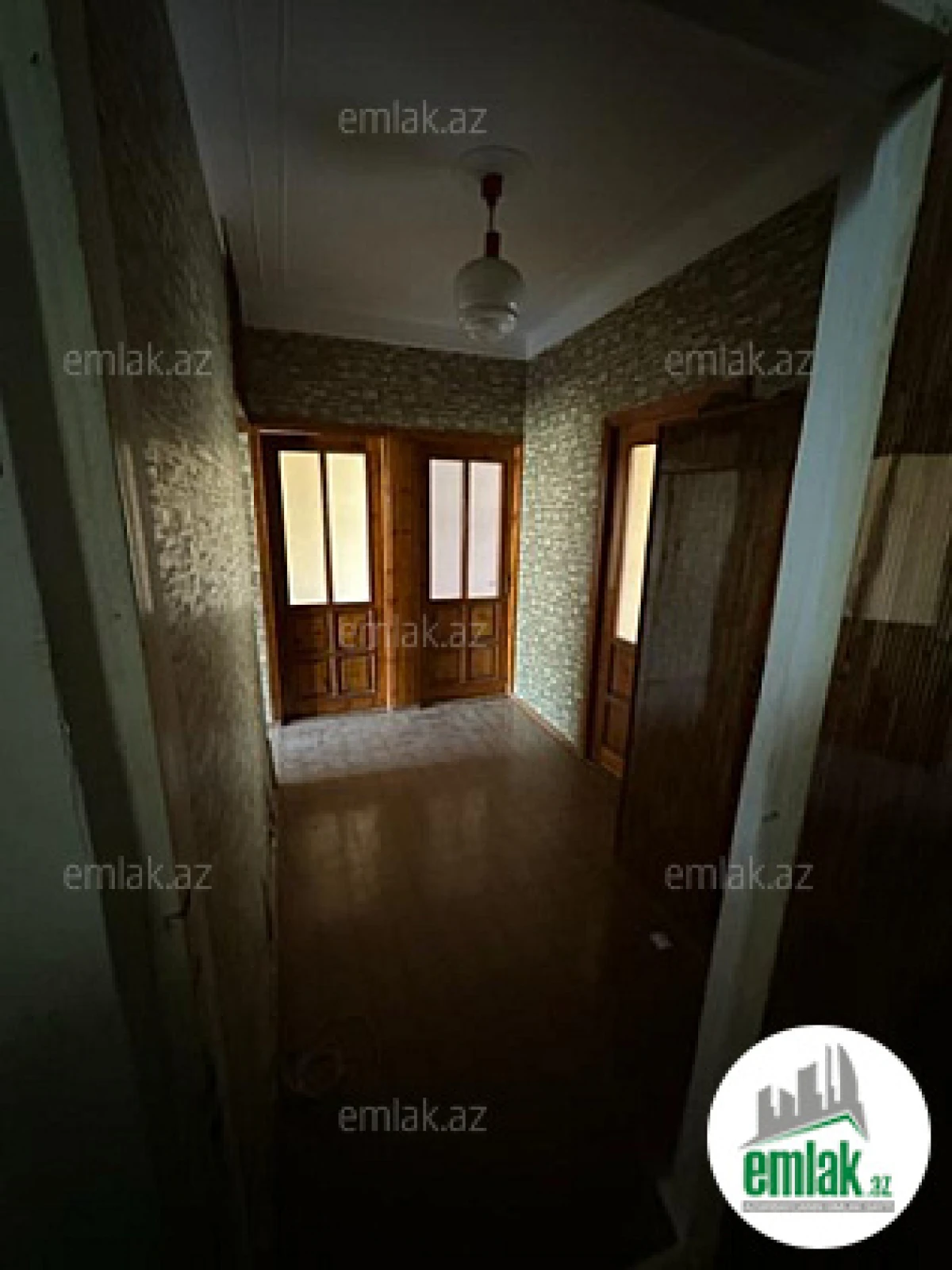 Satılır 3 otaqlı köhnə tikili 80 m²