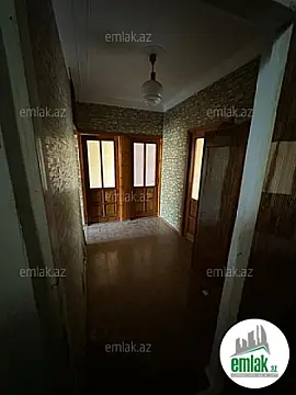 Satılır 3 otaqlı köhnə tikili 80 m²
