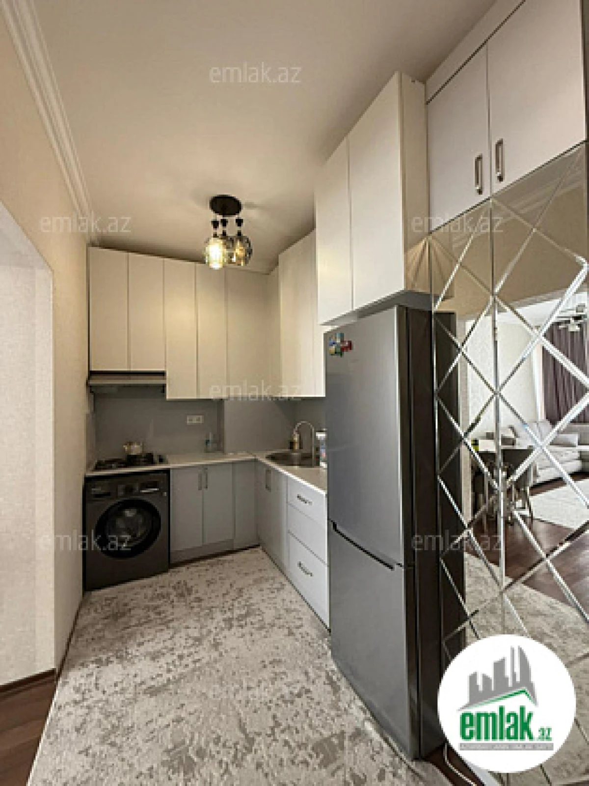 Satılır 2 otaqlı yeni tikili 50 m²