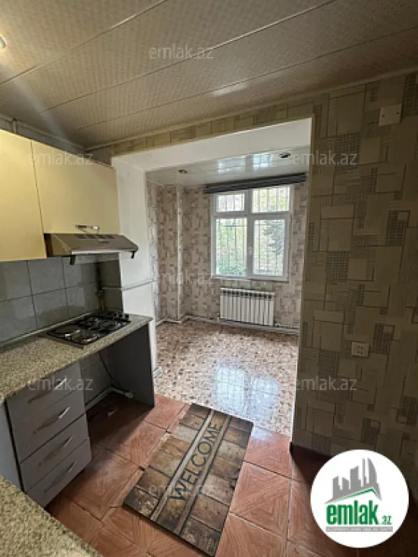 Satılır 2 otaqlı köhnə tikili 70 m²